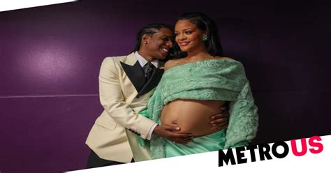 rihanna pregnant naked|Rihanna Bares it All in Stunning Throwback Maternity Shoot